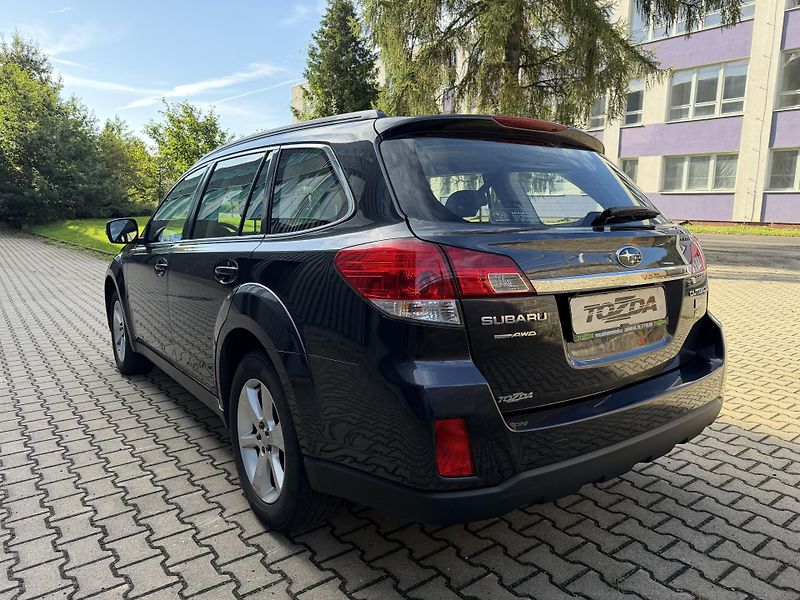 Subaru Outback 2,0 D BOXER / 4X4 / 110kW - fotka 3 z 28
