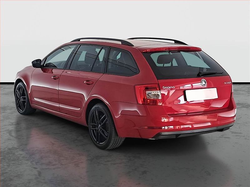 Škoda Octavia (2019) Ambition 1.5 TSI, Serv.kniha - fotka 4 z 17