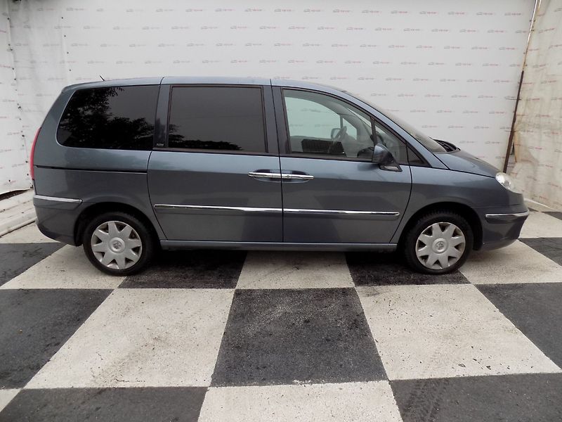 Peugeot 807 (2009) 2.0HDi/7.Míst/NAVI/LED/ - fotka 6 z 36