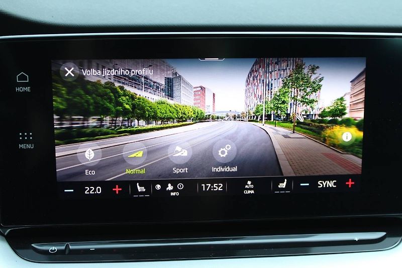 Škoda Octavia (2023) STYLE 2.0 TDI DSG  PANORAMA MA - fotka 33 z 33