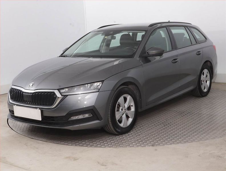 Škoda Octavia (2022) 2.0 TDI, Automat, Serv.kniha - fotka 2 z 16