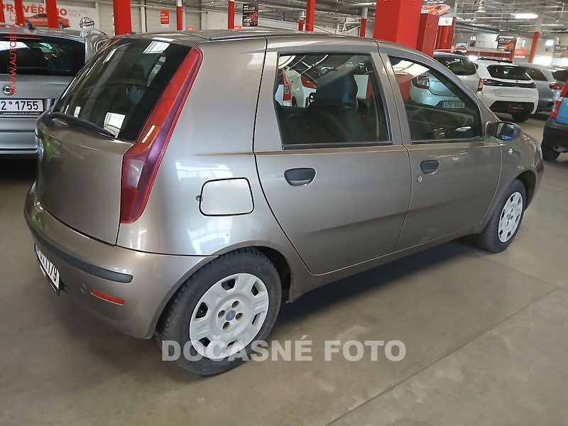 Fiat Punto (2007) 1.2i, ČR - fotka 2 z 3