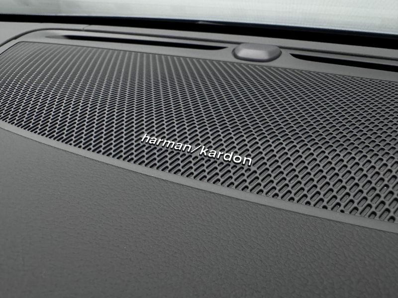 Volvo V60 CC MOMENTUM PRO AUT REZERVACE - fotka 19 z 48