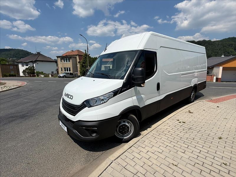Iveco Daily 3,0   35s18 - fotka 2 z 28