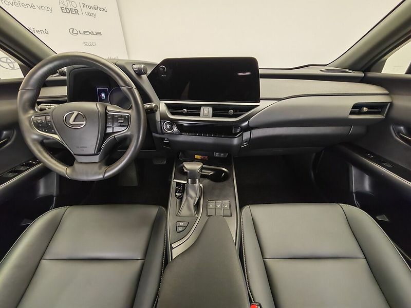Lexus UX 250h 250h 2WD F Sport Design Plus - fotka 12 z 43
