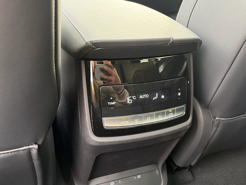MG MGS9 (2026) PHEV Premium*7míst - fotka 19 z 28