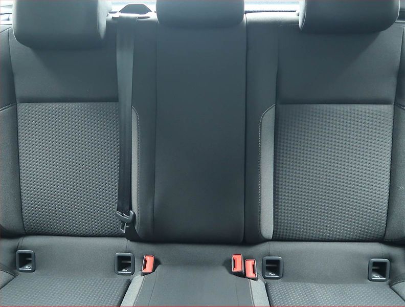 Volkswagen Taigo (2023) Life 1.0 TSI - fotka 10 z 15