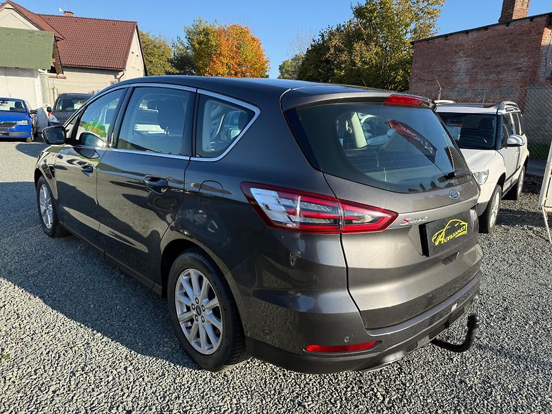 Ford S-MAX 2.0 TDCI TITANIUM 7 MÍST 4X4 - fotka 4 z 15