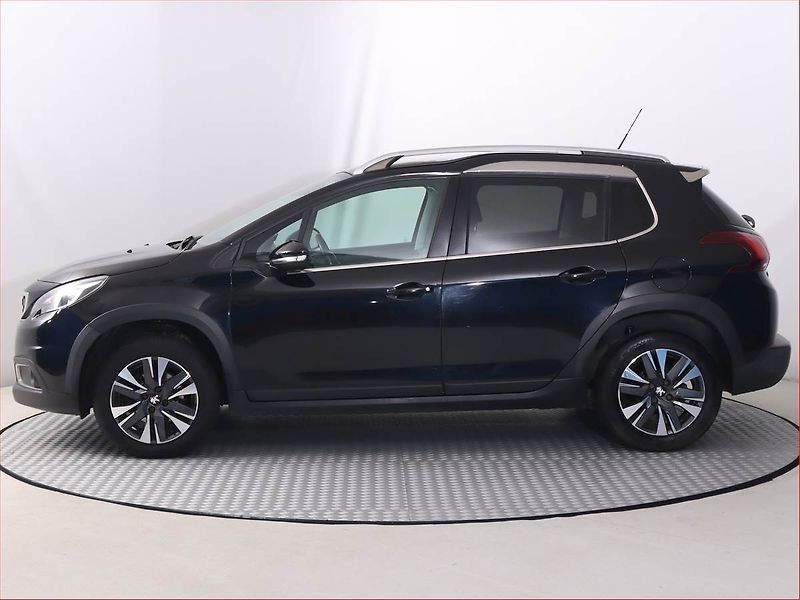 Peugeot 2008 (2019) 1.2 PureTech, Serv.kniha, Navi - fotka 3 z 20