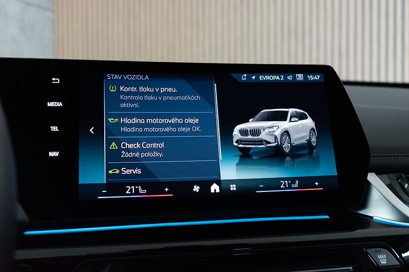 BMW X1 xDrive20d TAŽNÉ*ZÁRUKA*ČR 1.M* - fotka 32 z 43