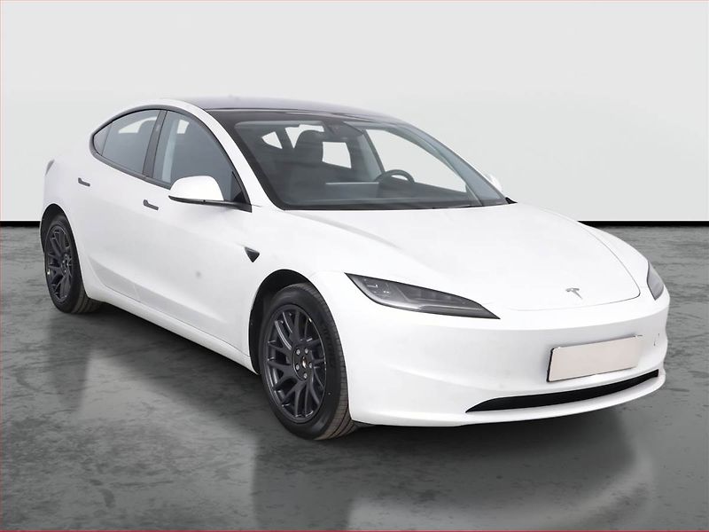 Tesla Model 3 (2025) Standard Range 60kWh, SoH 97% - fotka 1 z 20