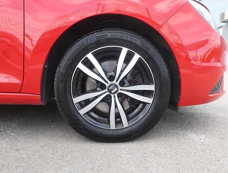 Seat Toledo (2015) 1.2 TSI, Serv.kniha - fotka 14 z 17