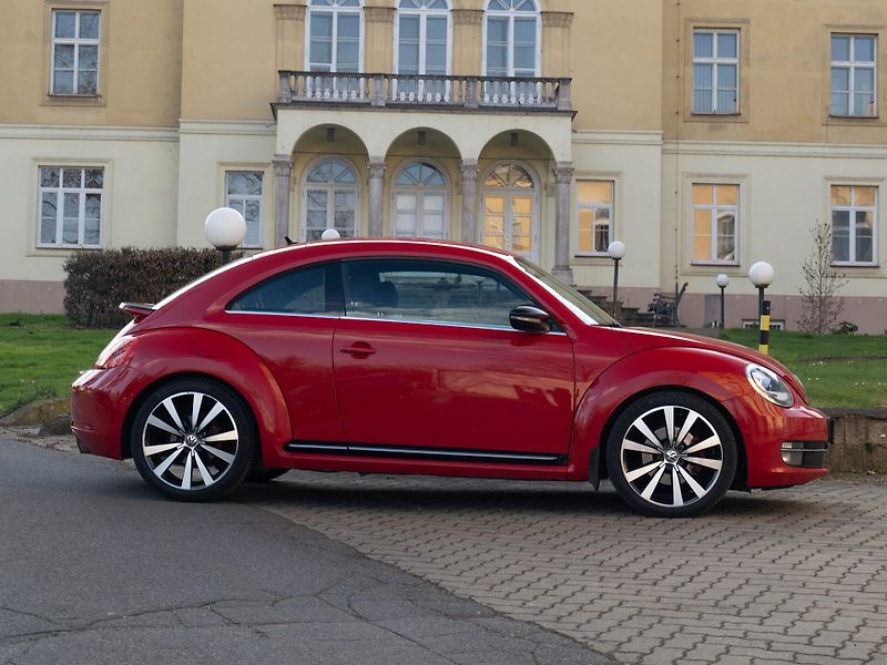 Volkswagen Beetle 2.0 TFSI 147 kW DSG Fender - fotka 4 z 31