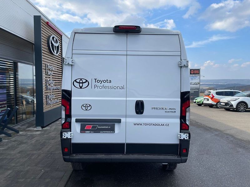 Toyota Proace Max Full Electric (110kWh) - fotka 6 z 25