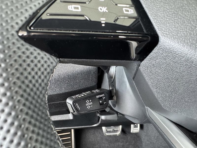 Audi A5 TFSI 150kW*S-LINE*REZERVACE! - fotka 28 z 37