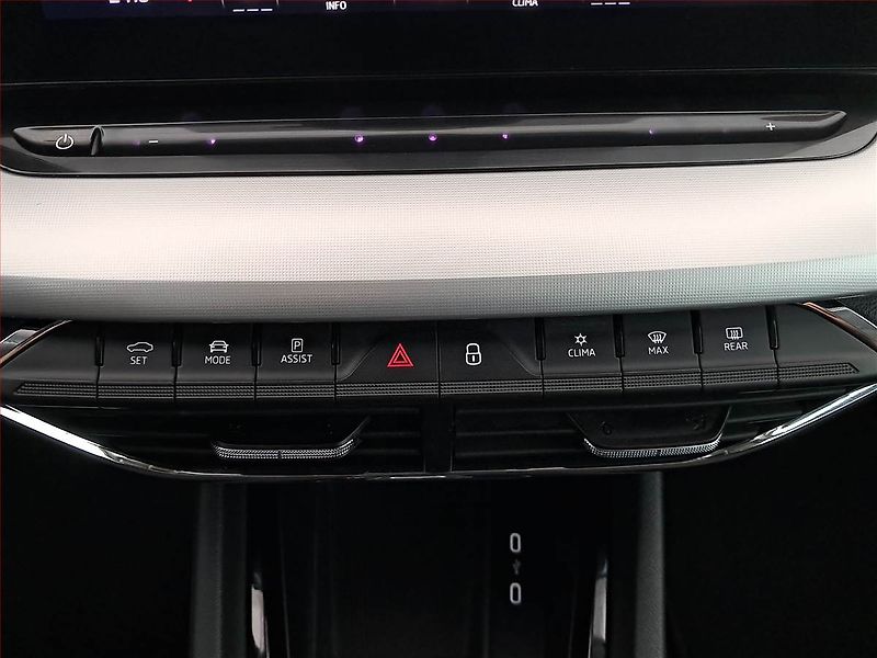 Škoda Octavia (2023) Style Plus 2.0 TDI - fotka 19 z 20