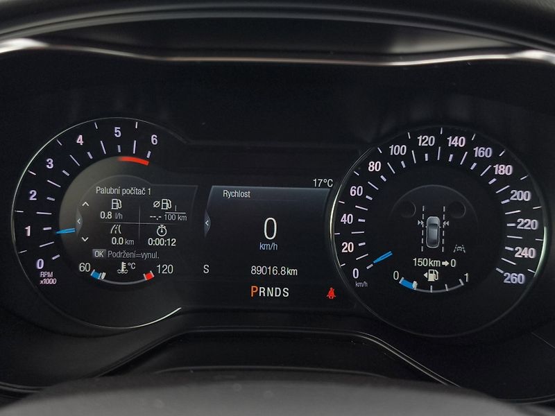 Ford Mondeo (2021) TITANIUM 4x4 2.0 EcoBlue 140kW - fotka 17 z 29