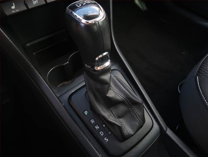 Škoda Rapid (2016) 1.4 TSI, Automat, Serv.kniha - fotka 13 z 21