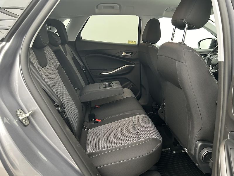 Opel Grandland 1.5 CDTi GS - fotka 13 z 30