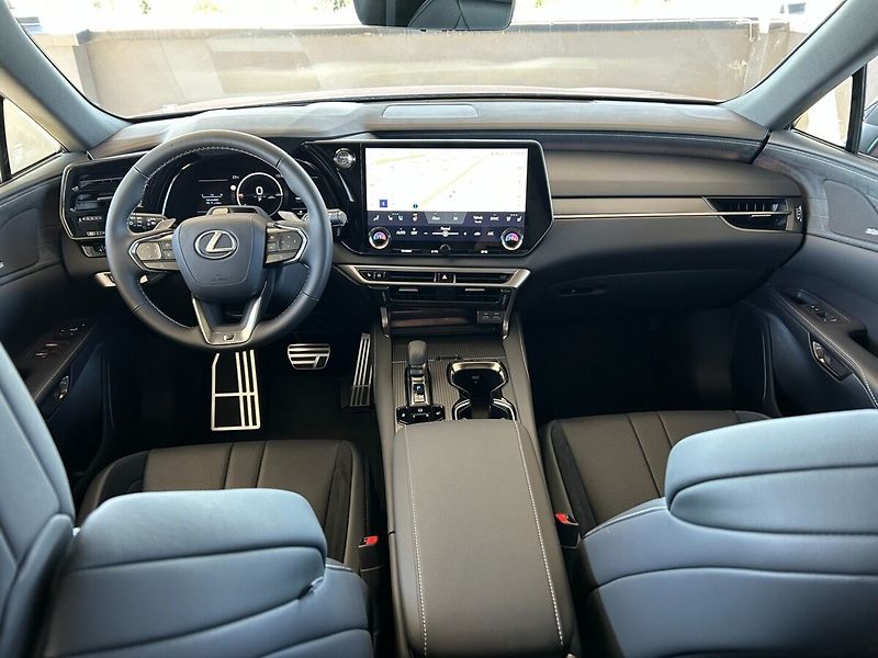 Lexus RX 500h 2.4 HEV F SPORT Panoramic - fotka 10 z 14