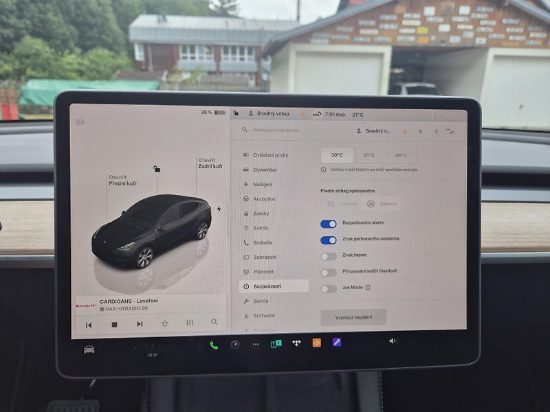 Tesla Model Y LONG RANGE DUAL MOTOR TZ 89 % - fotka 27 z 48