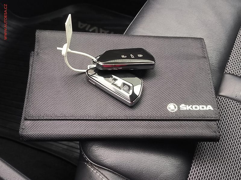 Škoda Octavia (2021) 2.0TDI, ČR, Style, DSG - fotka 29 z 29