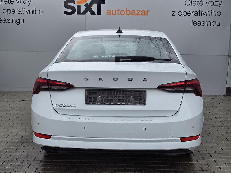 Škoda Octavia IV Ambition 2,0 TDI (85 kW - fotka 6 z 8