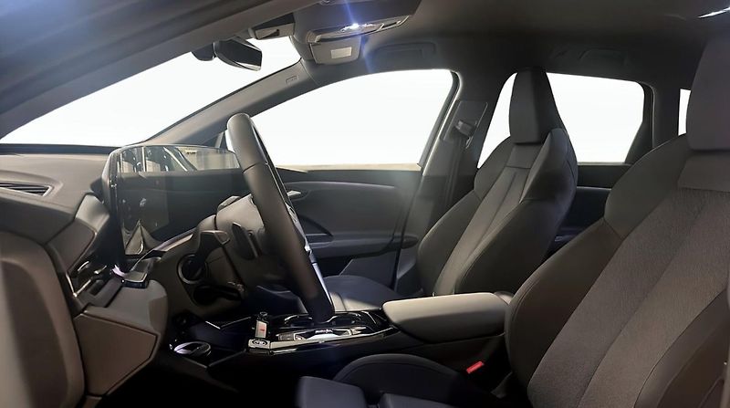 Audi Q6 e-tron Performance 100kWh Tažné - fotka 8 z 12