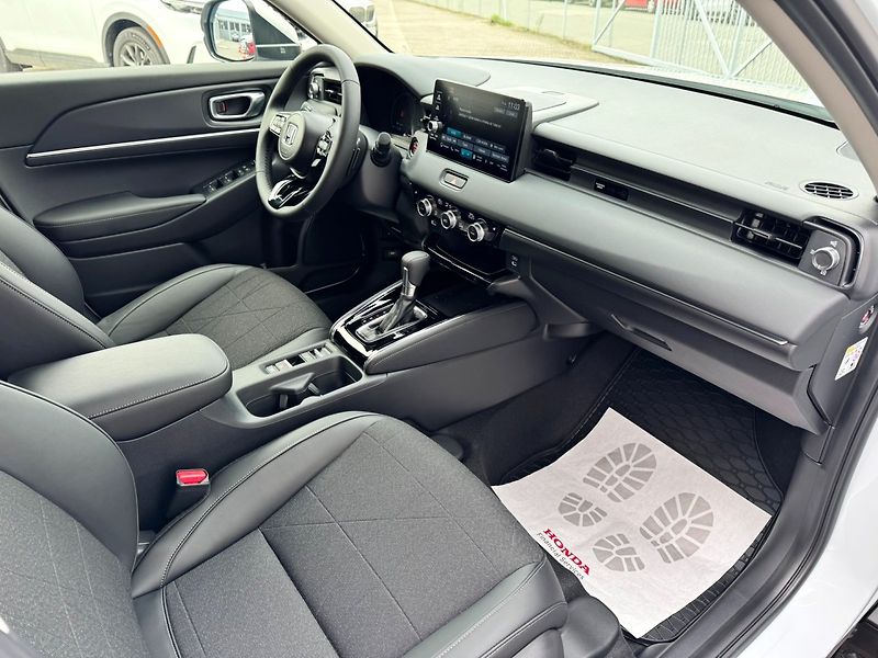 Honda HR-V (2026) 1.5 e:HEV Advance MR27 SKLADEM - fotka 8 z 44