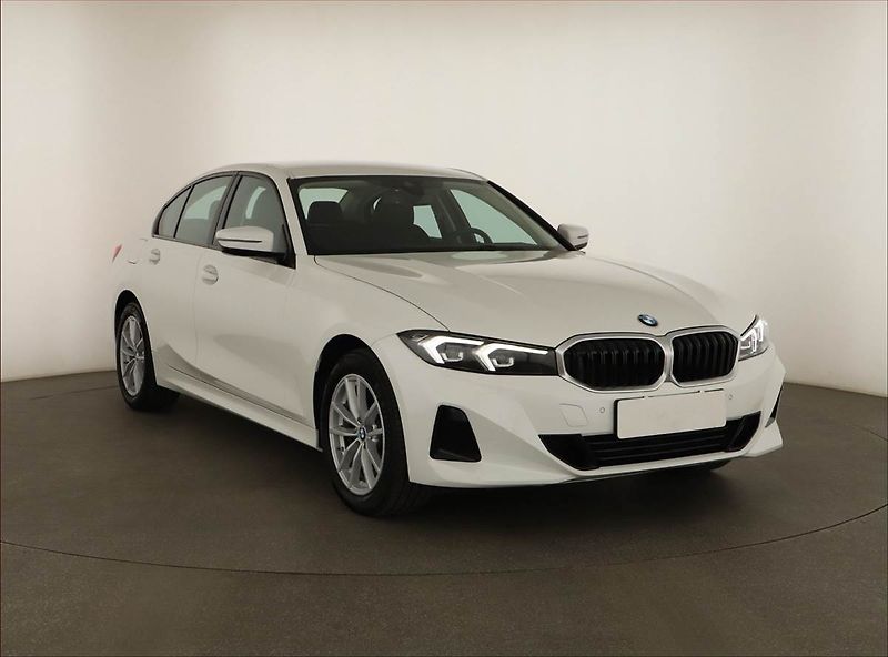 BMW Řada 3 (2024) 318 i - fotka 1 z 20