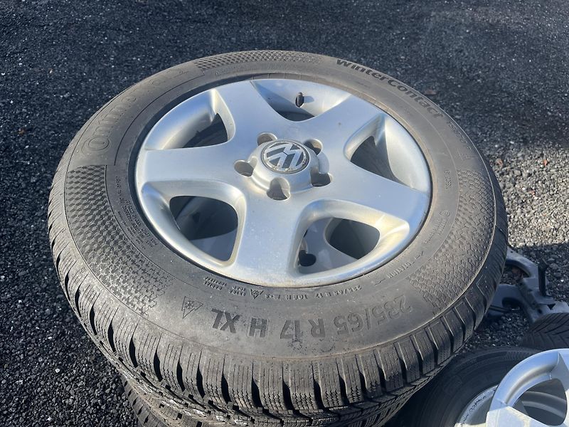 Volkswagen Touareg 3,0 TDi V6 4-motion /servis.k. - fotka 32 z 33