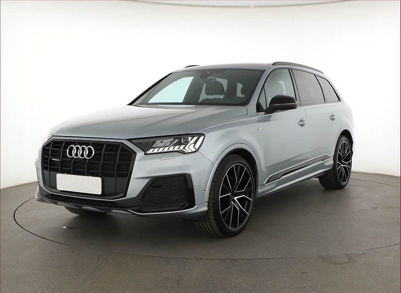 Audi Q7 (2023) 50 TDI - fotka 2 z 25
