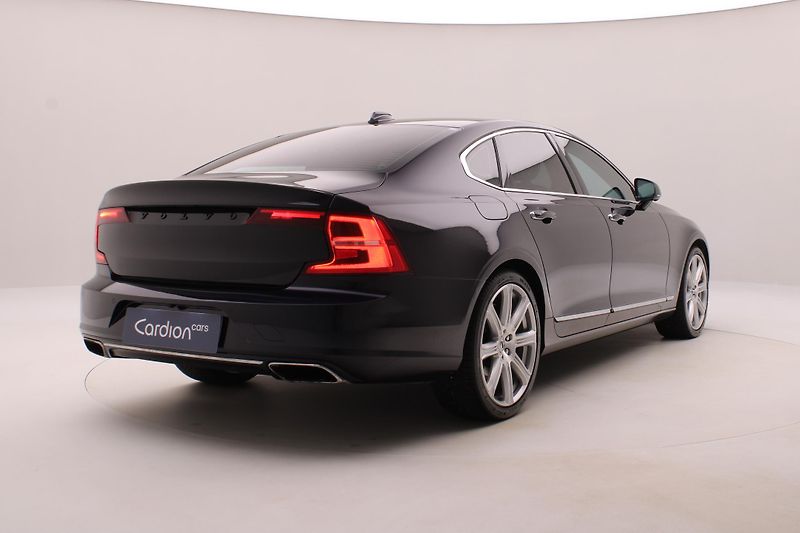 Volvo S90 T6 AWD   REZERVACE - fotka 12 z 40