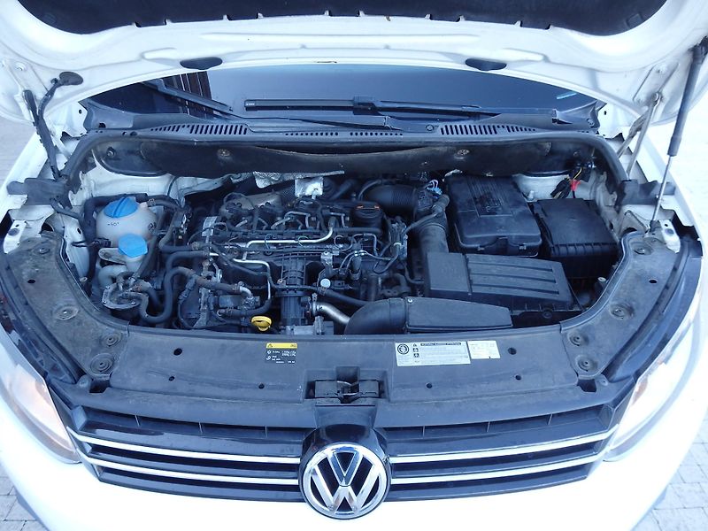 Volkswagen Caddy MAXI 1.6 TDI 7 MÍST, ZÁVĚS - fotka 19 z 21