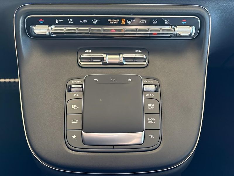 Mercedes-Benz Třídy V 300d L 360 Distronic NezTop - fotka 17 z 19