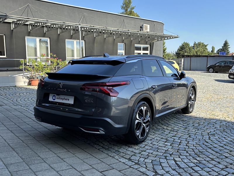 Citroën C5 X 1.6 SHINE - fotka 3 z 11