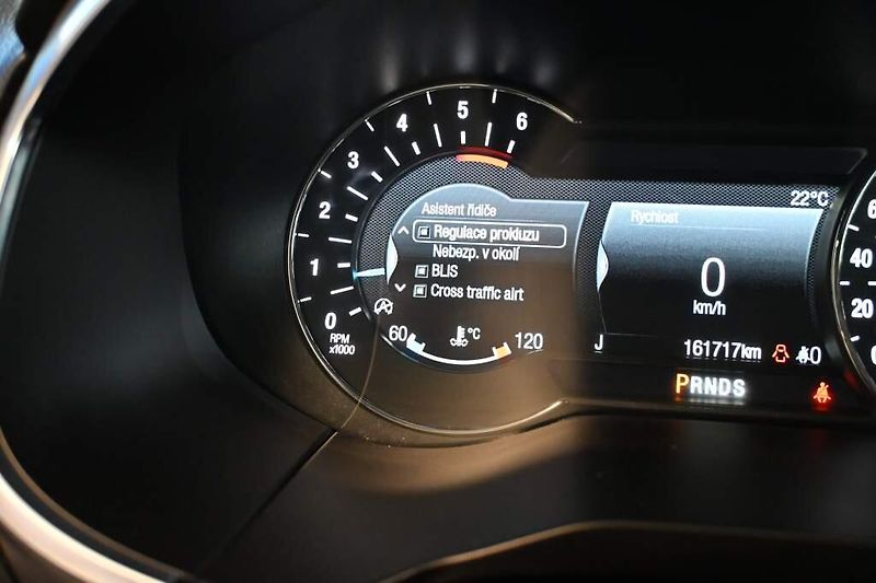 Ford S-MAX (2020) 2.0 140 KW LED ACC SONY 8AT EC - fotka 26 z 34