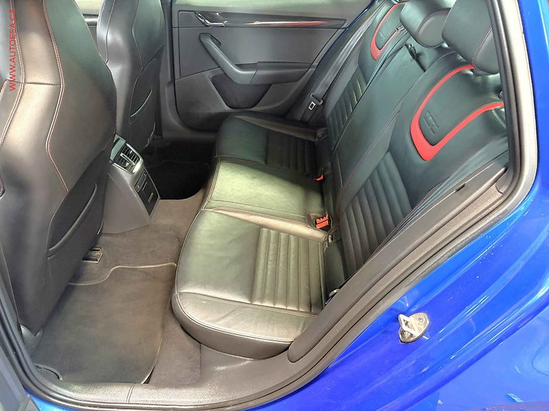 Škoda Octavia (2016) 2.0 TDi, ČR, RS, bixen, panor - fotka 10 z 19