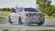 Prozatím maskované BMW M5.
