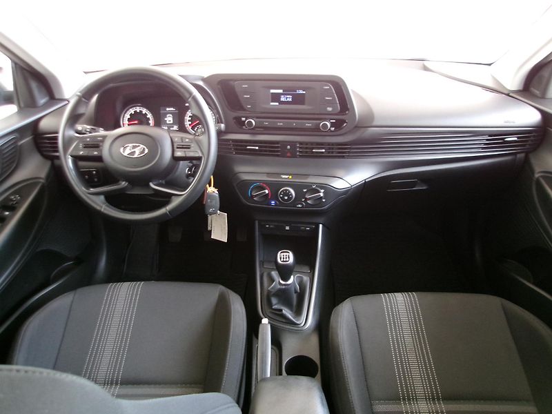 Hyundai Bayon (2023) 1.2i 62kW Comfort Club - fotka 11 z 23