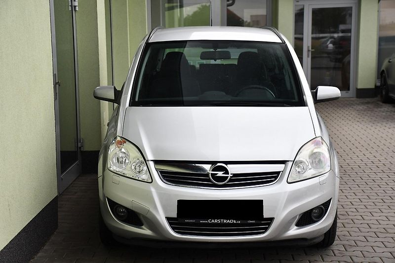 Opel Zafira 1.8i VYHŘ. SEDAČKY TAŽNÉ 7MÍST - fotka 9 z 28