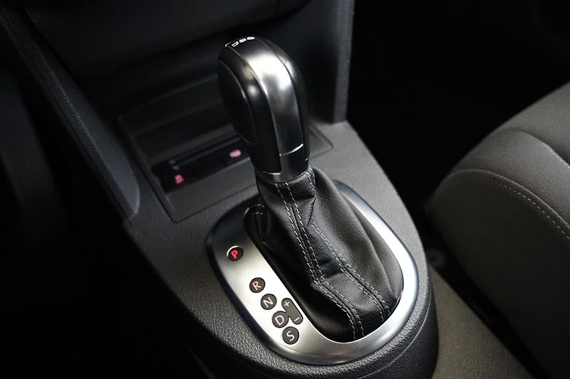 Volkswagen Touran - fotka 23 z 25