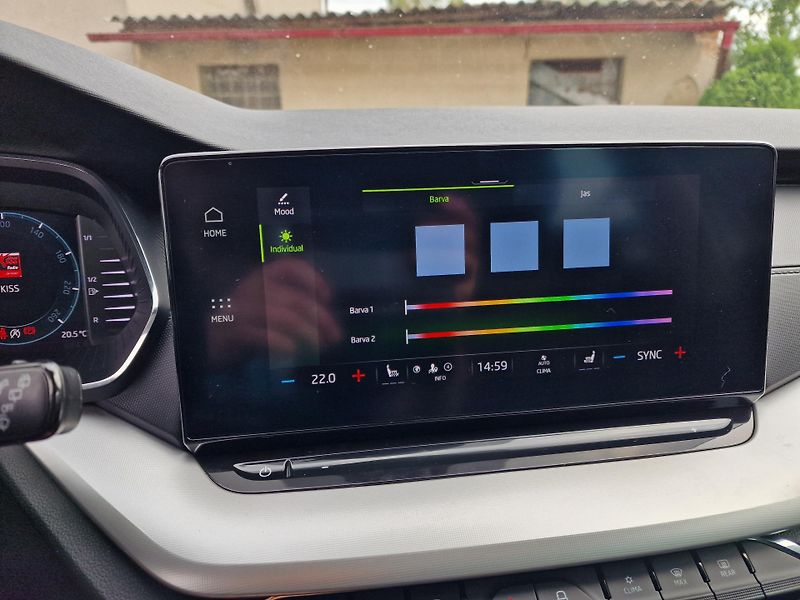 Škoda Octavia 1,0TSI STYLE PLUS NAVI KAMERA  - fotka 17 z 21