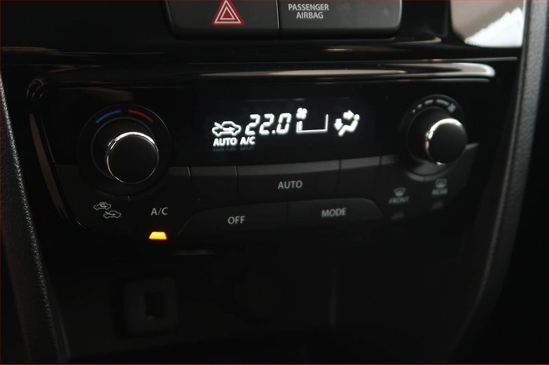 Suzuki Vitara (2025) 1.4 BoosterJet - fotka 15 z 18