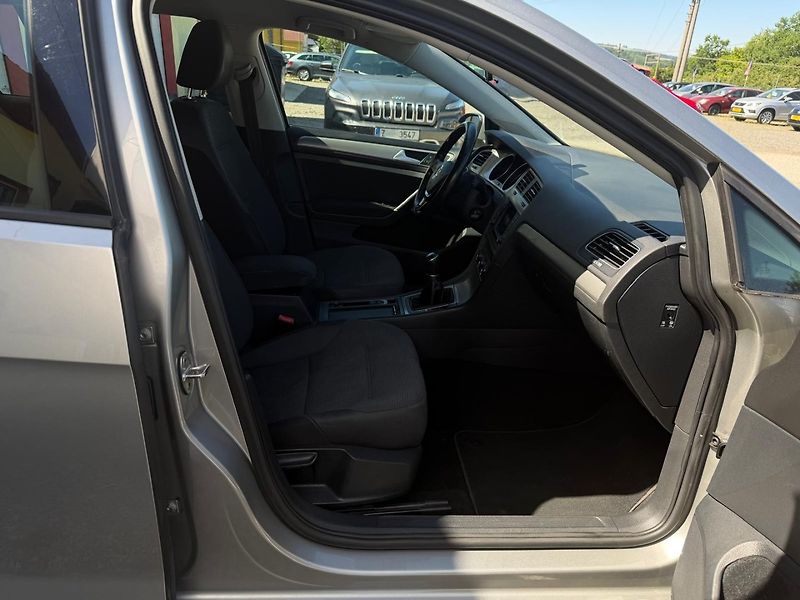 Volkswagen Golf (2016) 1.6 TDi 81kW/1MAJ/Tempomat - fotka 21 z 32