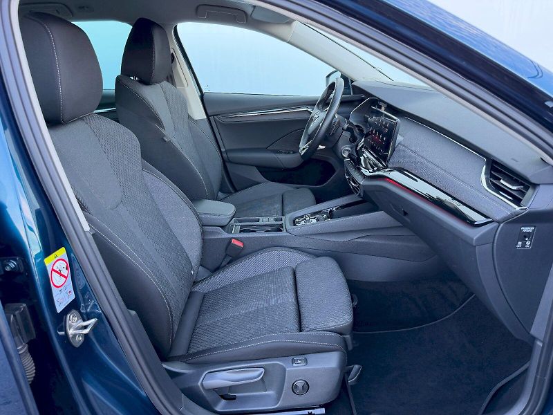 Škoda Octavia (2023) 2.0 TDI 110kW DSG Style Extra - fotka 30 z 35