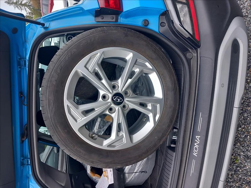 Hyundai Kona 1,0 T-GDI MT SMART - fotka 20 z 21