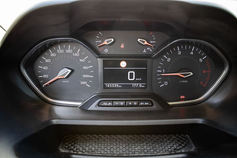 Peugeot Rifter - fotka 21 z 36