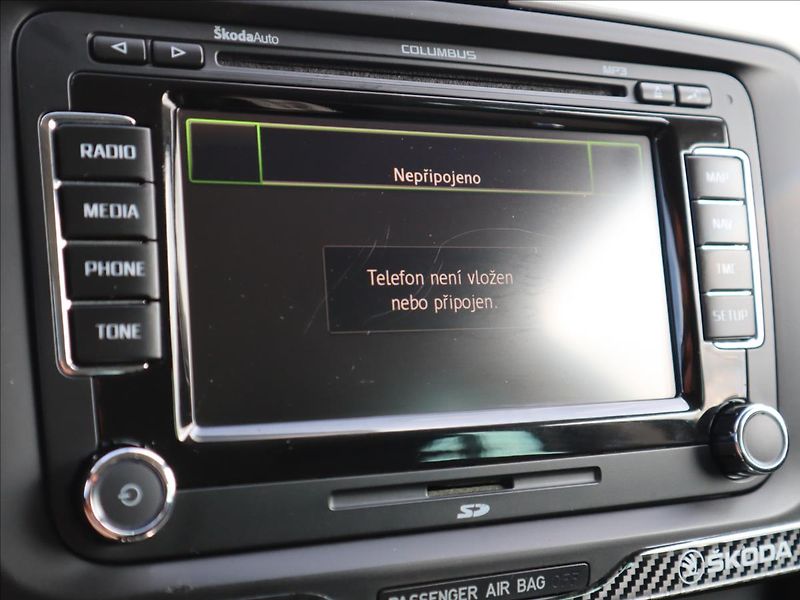 Škoda Superb 2,0 TDi 4x4 Elegance Navi CZ - fotka 16 z 34