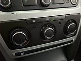 Škoda Octavia (2009) 1.9 TDI DPF, Automat - náhled 16